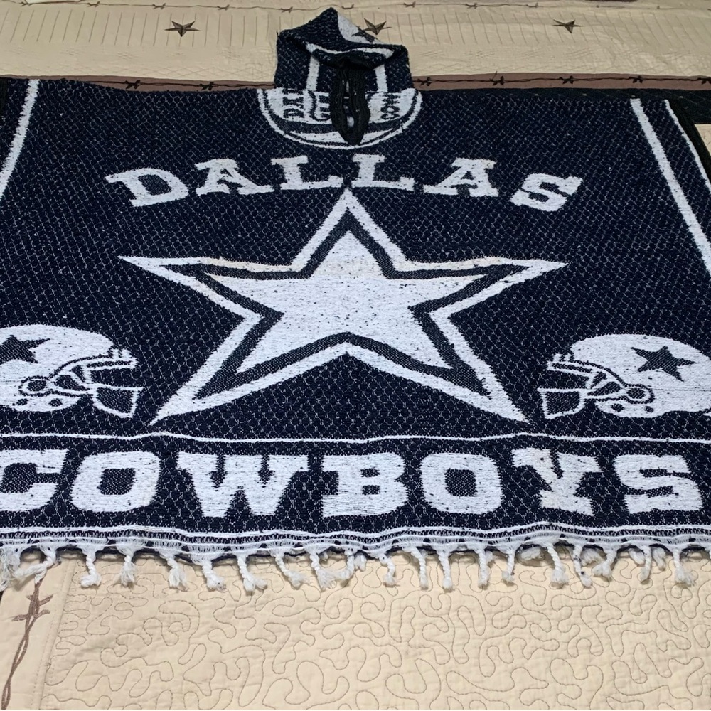 NFL TEAM Dallas Cowboys Double Sided Hooded Poncho